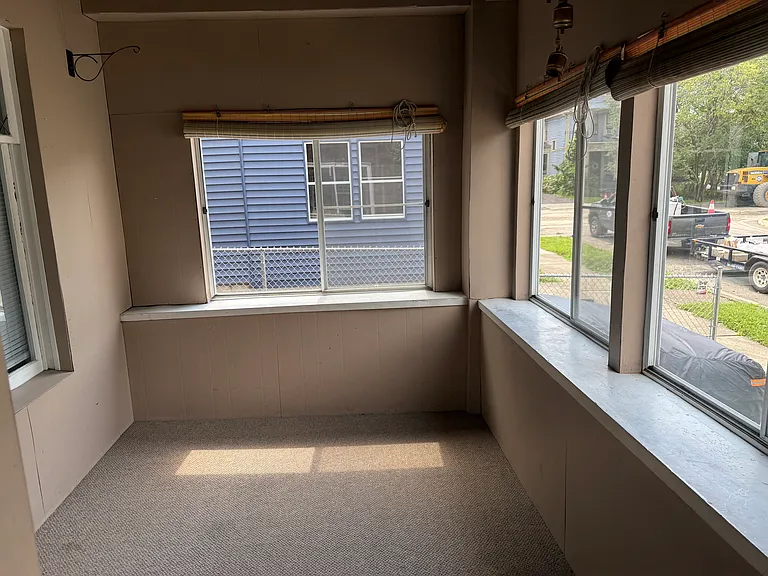 27 Euclid Ave #1 — Photo 12