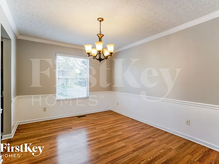 2894 Wynneleaf St — Photo 4