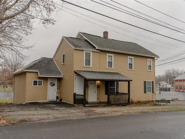 133 Church St, North Syracuse, NY 13212