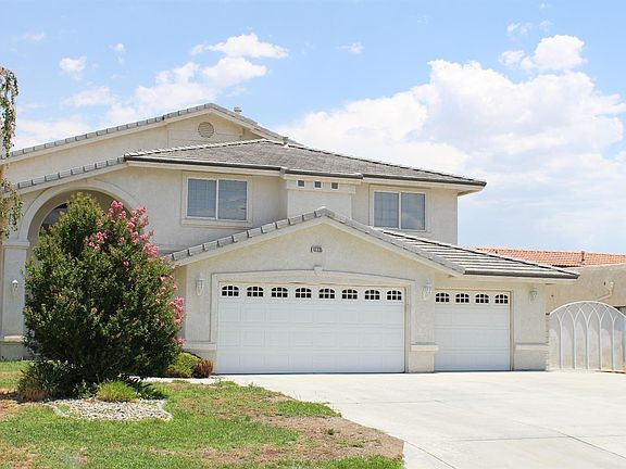 2nd image of 13335 Yellowstone Ave