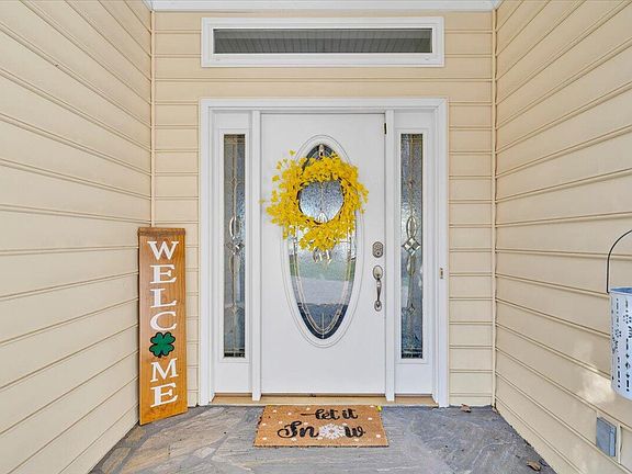 5th image of 1892 Morewood Rd