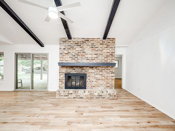 2nd image of 11633 River Oaks Trl