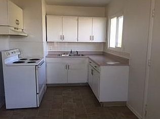 3rd image of 3918 Evelyn St