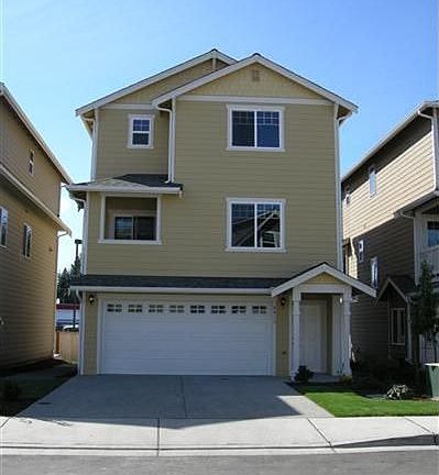 2nd image of 8412 41st Dr NE