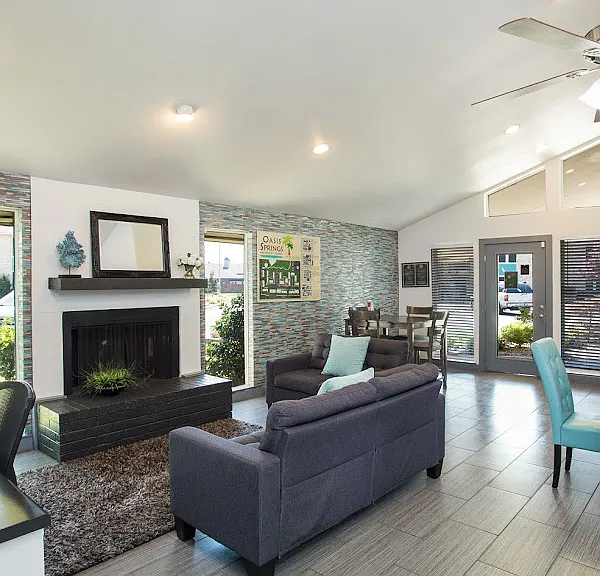 601 Bellaire Dr — Photo 12