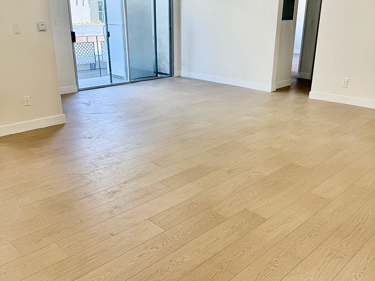 12015 Kling St #111 — Photo 12