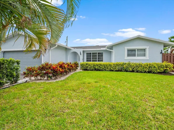 124 Oregon Lane, Boca Raton, FL 33487