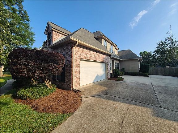 2nd image of 1123 Hardy Dr