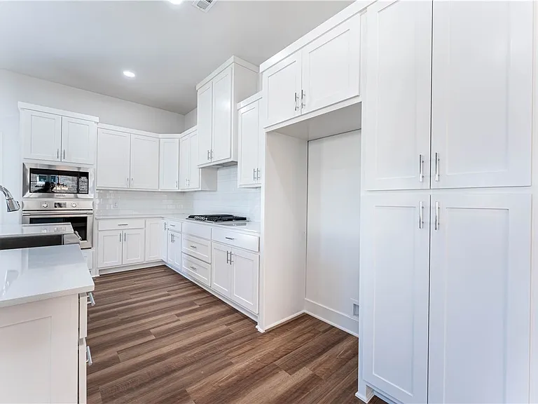 6306 SW Luna Ln — Photo 12