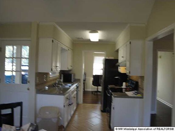 5th image of 7457 White Ash Dr
