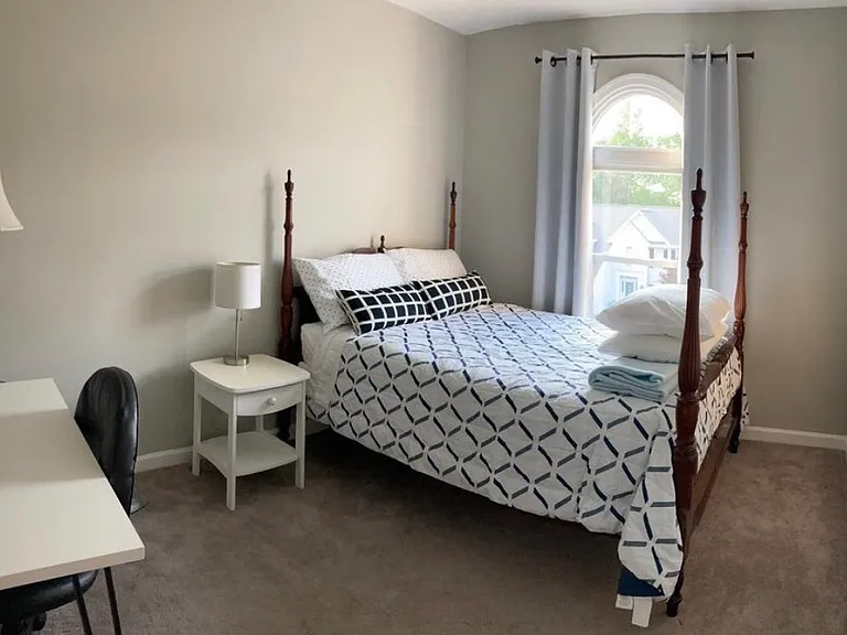 4901 Crofton Springs Ct — Photo 19