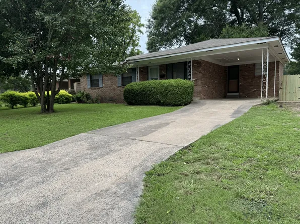 316 Brookpark Dr, Little Rock, AR 72205