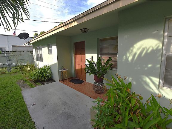 5th image of 418 Conniston Rd