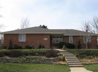 2318 Glen Cir, Salina, KS 67401