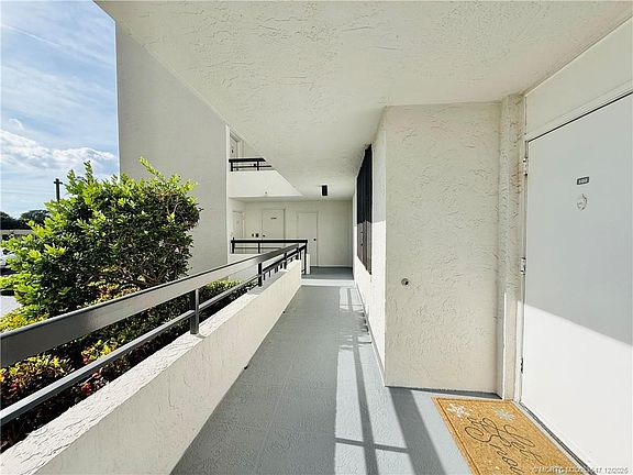 3rd image of 8800 S Ocean Dr APT 102