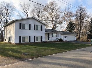 230 Spring Beach Rd, Rome City, IN 46784