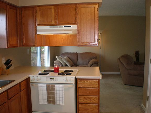 2nd image of 3010 Seneca Ct