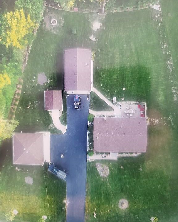 1st image of 337 E Circle Dr