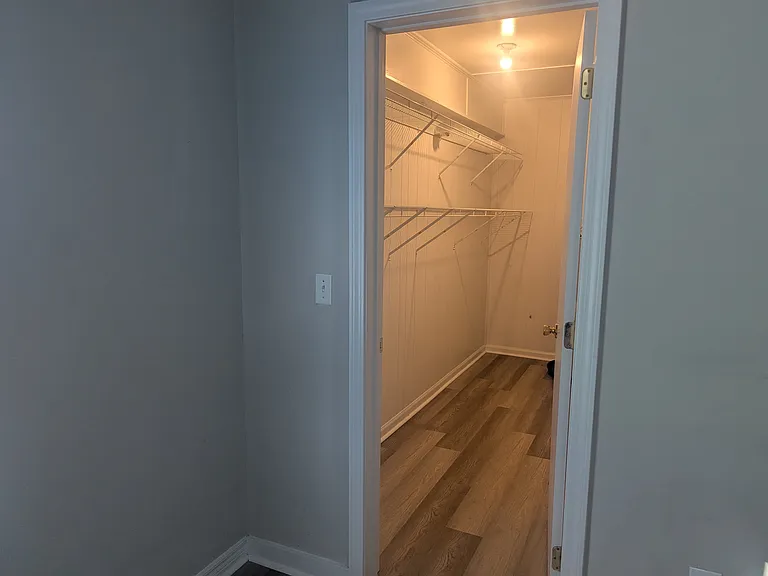 661 Crawford Rd — Photo 20