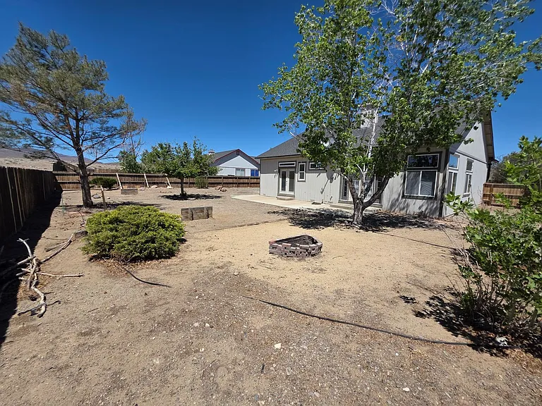 109 Sario Dr — Photo 7