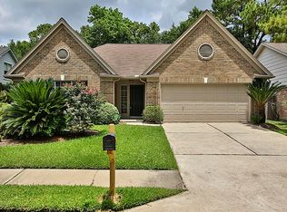 9206 Laneside Dr, Spring, TX 77379