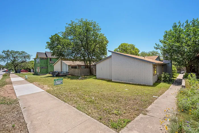 1111 W Rundberg Ln #A — Photo 15
