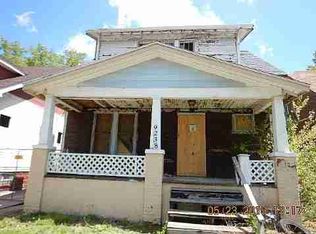 9238 Meyers Rd, Detroit, MI 48228