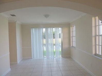 3rd image of 1390 NW 166th Ave