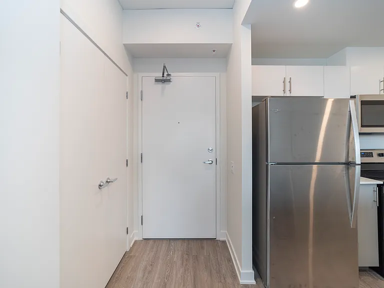 353 Gardner St — Photo 49
