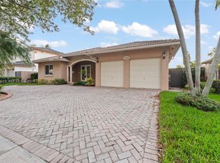 16640 NW 86th Ct, Miami Lakes, FL 33016