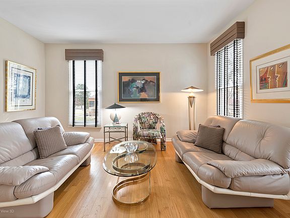 5th image of 18024 W Pond Ridge Cir