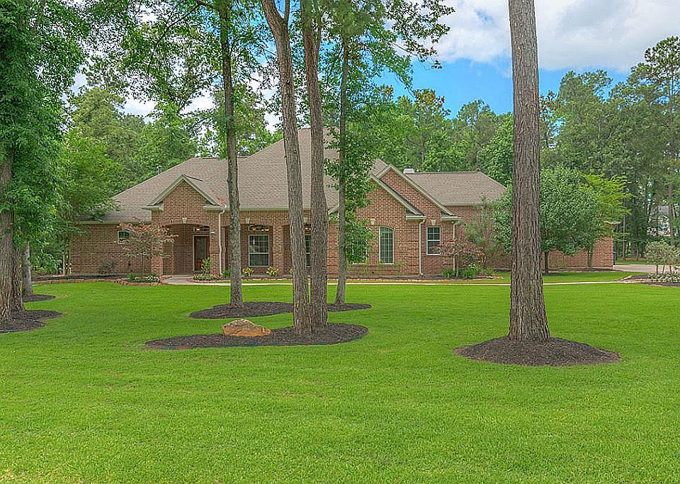 1st image of 8903 Scenic Green Dr