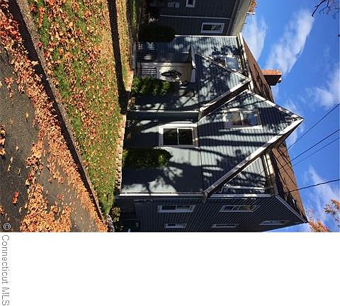 3rd image of 260 Lakeview Ter