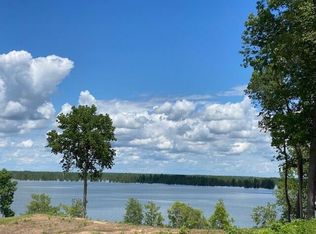 37 Hazzard Ct, Elloree, SC 29047