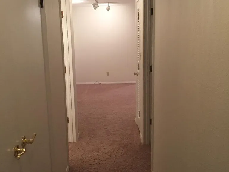 704 Evergreen Dr — Photo 10