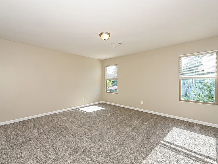 6107 Ruth St SW — Photo 10