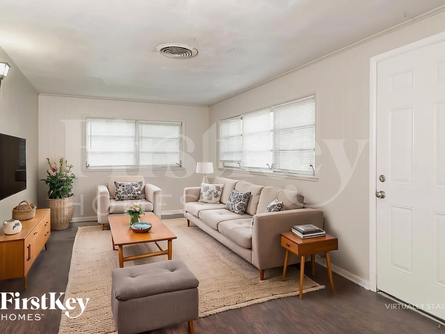 4 bed, 3.0 bath, 1647 sqft, $1,660 — Photo 3