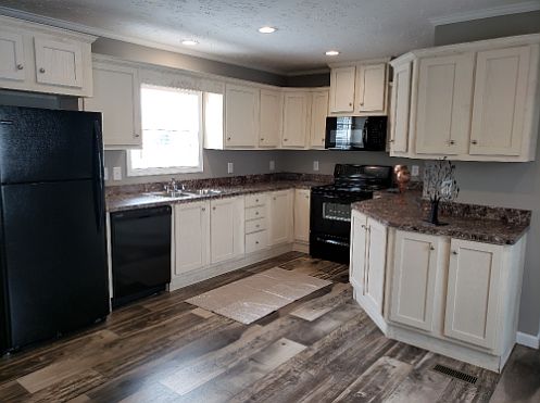 1st image of 247 Five Oaks Cir