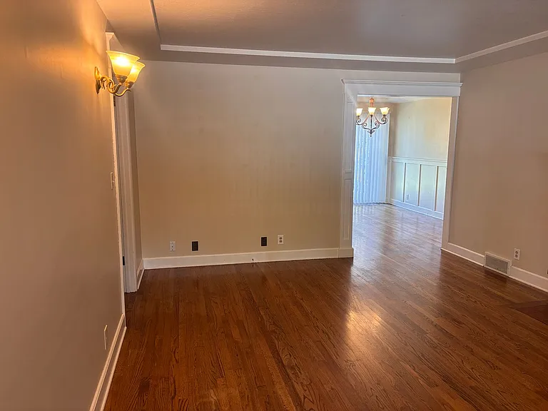 9851 SE 43rd Ave — Photo 6
