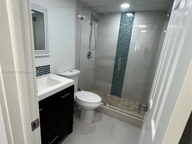 9520 SW 8th St #118 — Photo 21