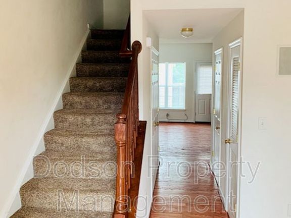 3rd image of 1103 Dominion Townes Pl