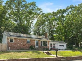 1 White Rock Rd, Coventry, RI 02816