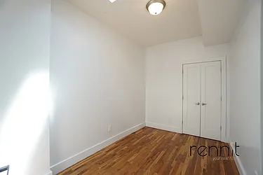 Rented by Rennit Inc.