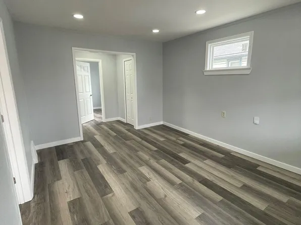 21826 Nevada Ave, Eastpointe, MI 48021