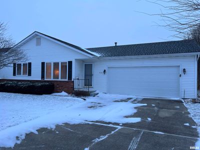 5100 Dove Dr, Springfield, IL, 62711