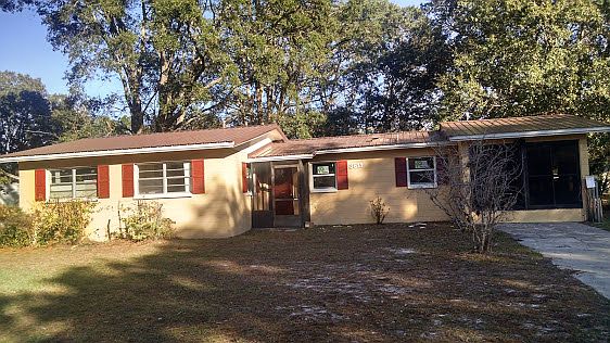 1st image of 3811 NE 13th St