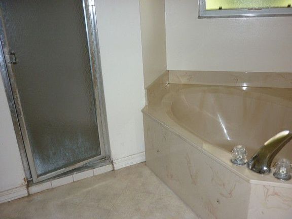 5th image of 21016 Evanston Ave