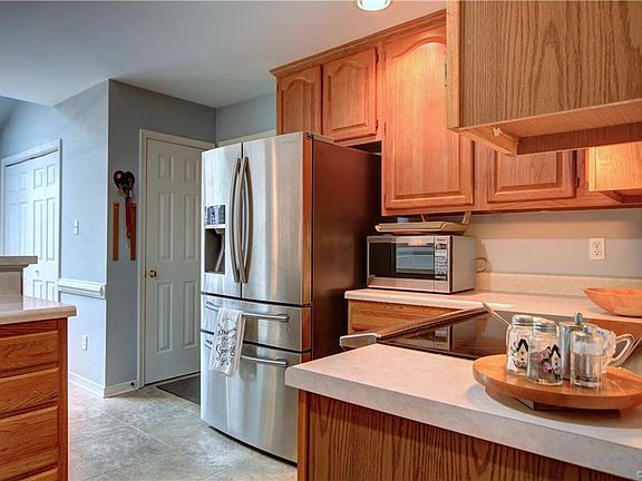 4th image of 10267 Aynhoe Ct