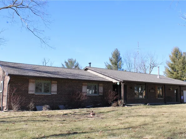 1125 N 2200 East Rd, Shelbyville, IL 62565
