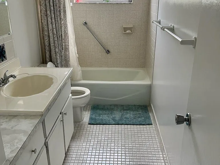 Main Bathroom